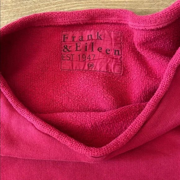 Frank & Eileen Vibrant two piece set - Picture 2 of 3